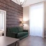 Apartament Rego - Boutique With Some Off-site In A Charming Historic District Close To Upper Town Bergamo