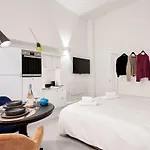 Rego - Boutique With Some Off-site In A Charming Historic District Close To Upper Town 4*