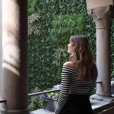 Rego - Boutique With Some Off-site In A Charming Historic District Close To Upper Town Appartamento