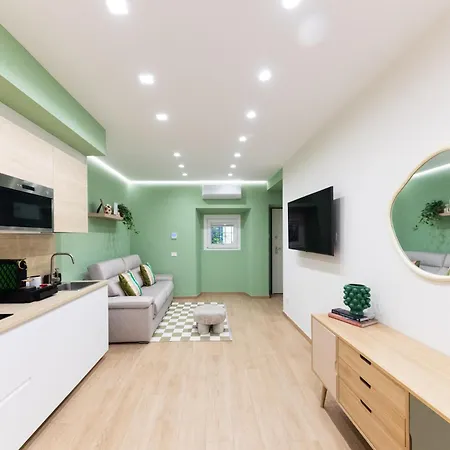 Rego - Boutique With Some Off-site In A Charming Historic District Close To Upper Town 4*