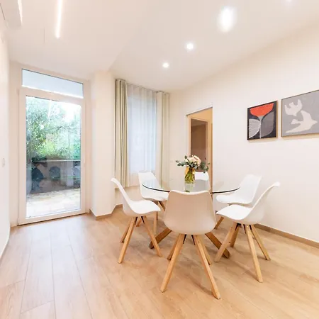 Rego San Tomaso - Boutique With Some Off-site In A Charming Historic District Close To Upper Town 4* Bérgamo