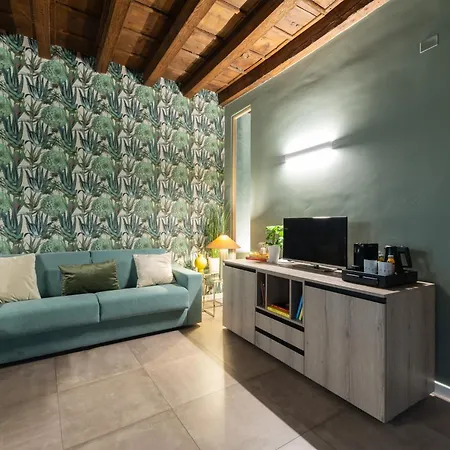 Apartamento Rego San Tomaso - Boutique With Some Off-site In A Charming Historic District Close To Upper Town