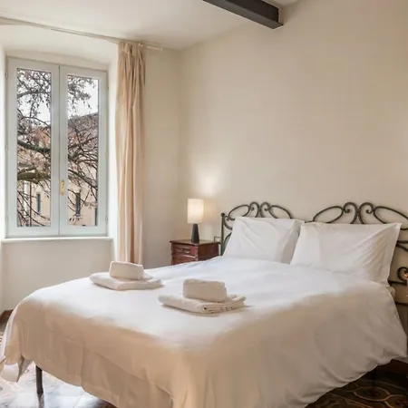 Rego - Boutique With Some Off-site In A Charming Historic District Close To Upper Town