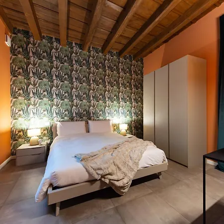 Rego San Tomaso - Boutique With Some Off-site In A Charming Historic District Close To Upper Town