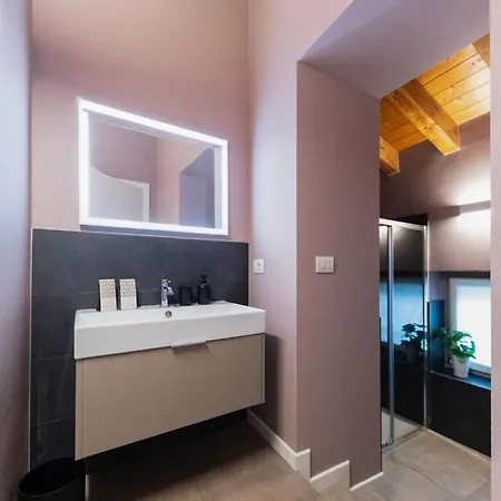 Apartamento Rego San Tomaso - Boutique With Some Off-site In A Charming Historic District Close To Upper Town Bérgamo