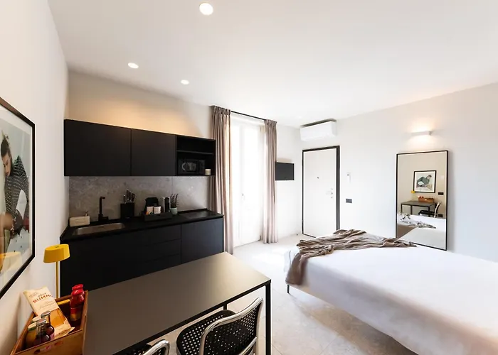 Lejlighed Rego - Boutique With Some Off-site In A Charming Historic District Close To Upper Town 4*