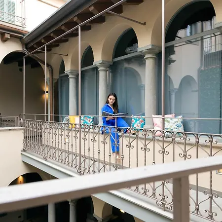 Lägenhet Rego - Boutique With Some Off-site In A Charming Historic District Close To Upper Town Bergamo