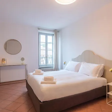 Rego - Boutique With Some Off-site In A Charming Historic District Close To Upper Town Bergamo
